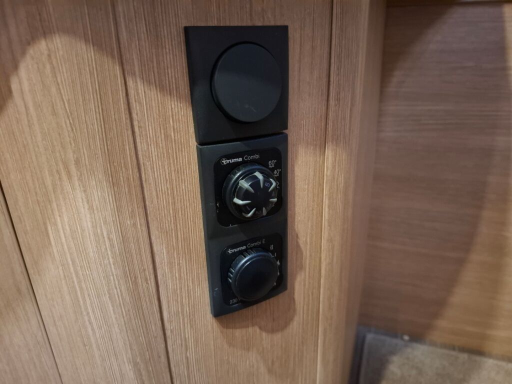 Sunlight T69L 2015 Valkoinen