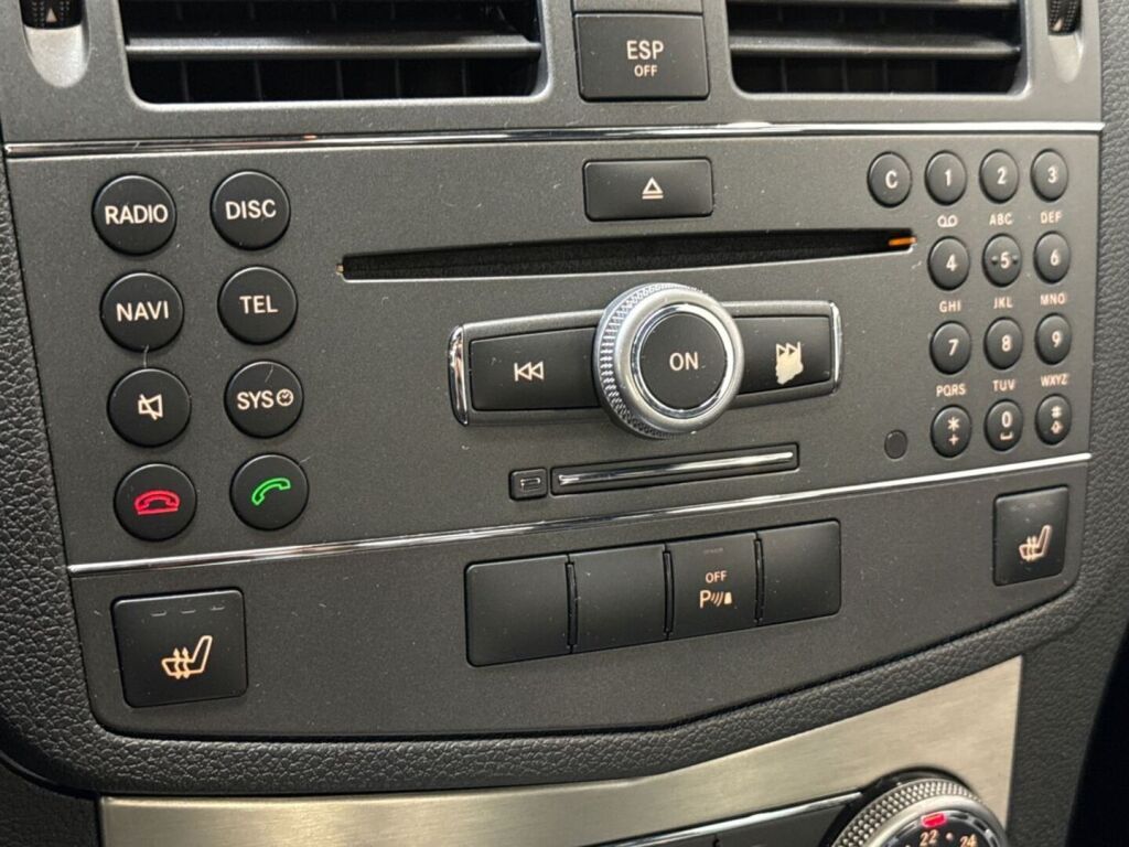 Mercedes-Benz C 2010 Musta