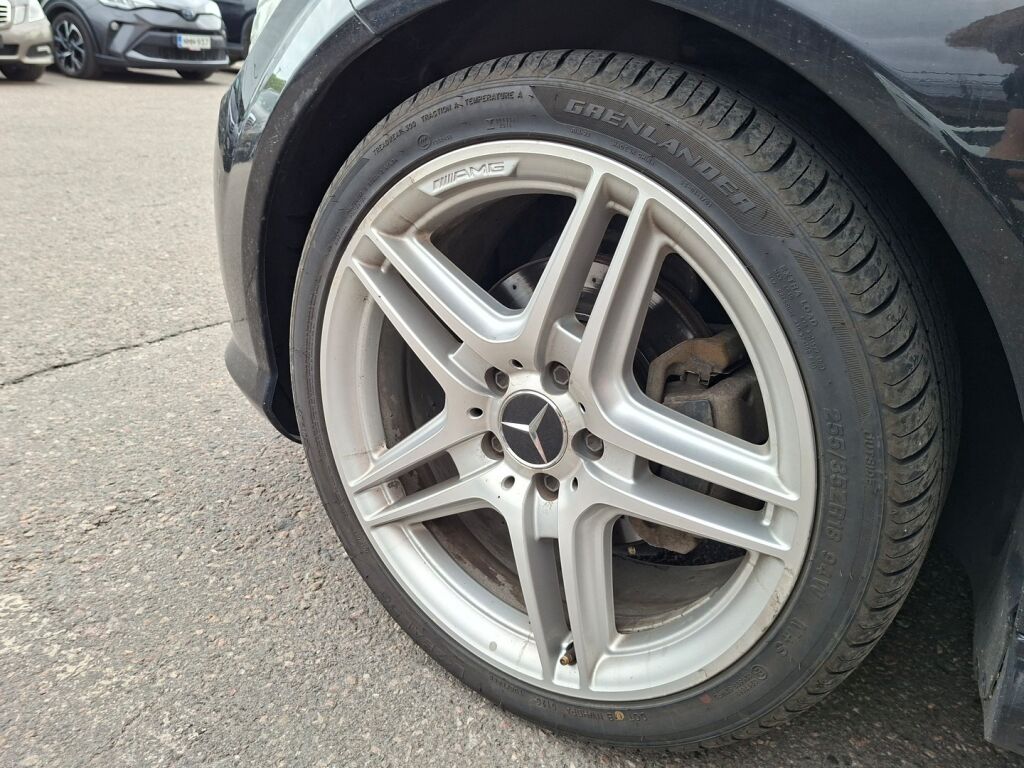 Mercedes-Benz C 2010 Musta