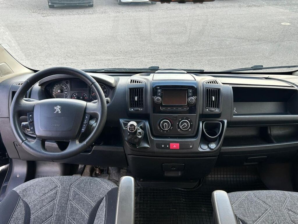 Peugeot Boxer 2015 Harmaa
