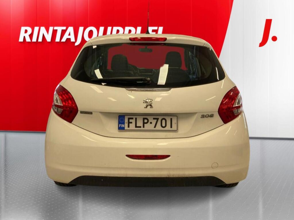 Peugeot 208 2015 Valkoinen