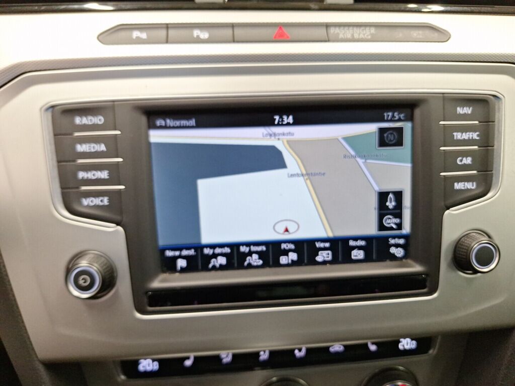 Volkswagen Passat 2015 Valkoinen