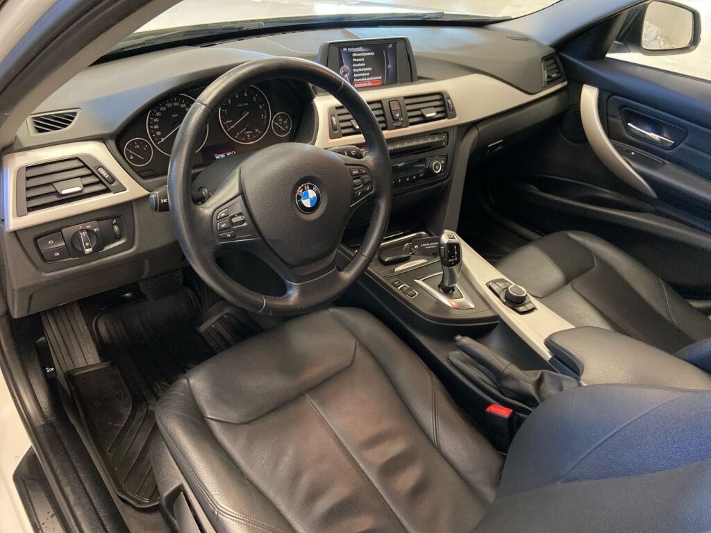 BMW 320 2015 Valkoinen