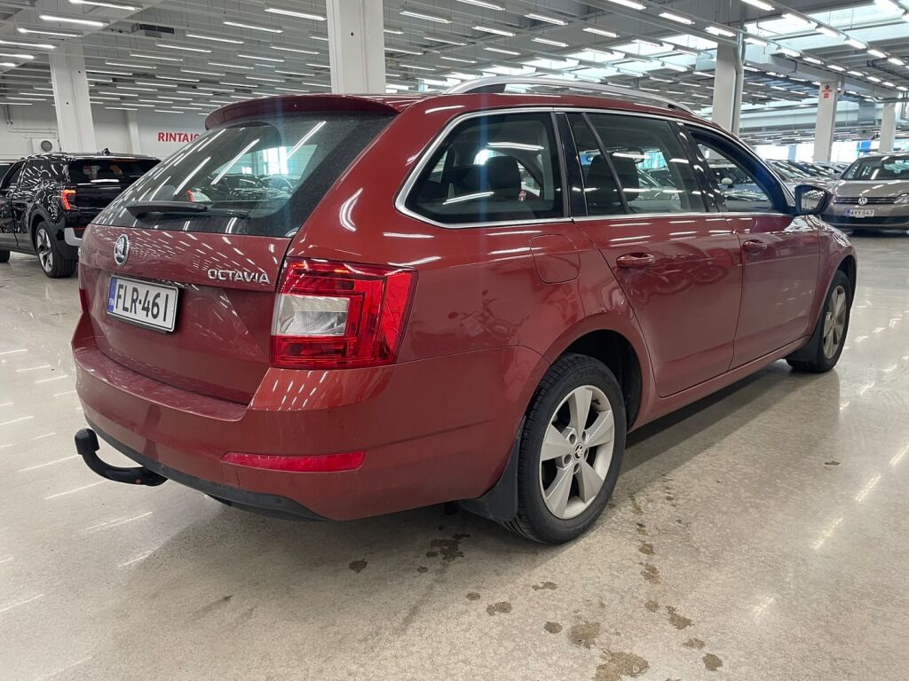 Skoda Octavia 2015 Punainen