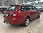Skoda Octavia 2015 Punainen