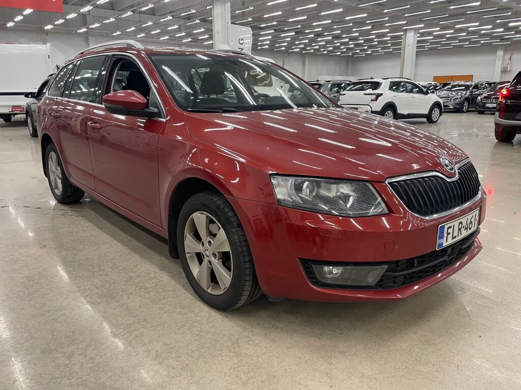 Skoda Octavia 2015 Punainen