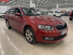 Skoda Octavia 2015 Punainen