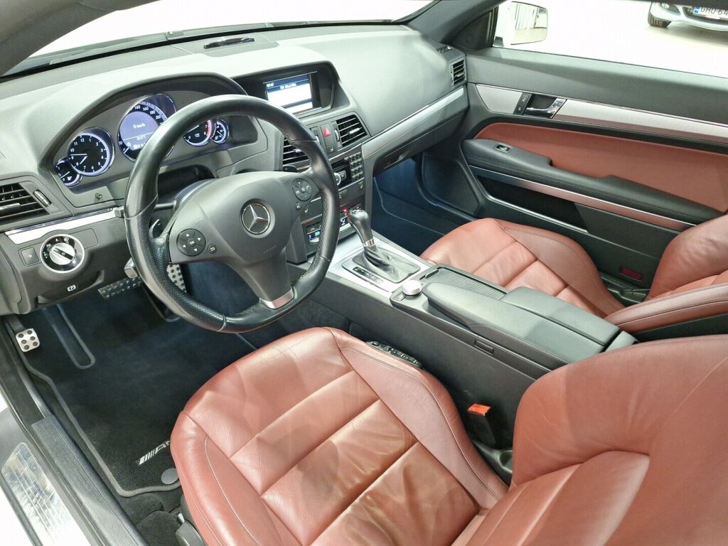 Mercedes-Benz E 2010 Valkoinen