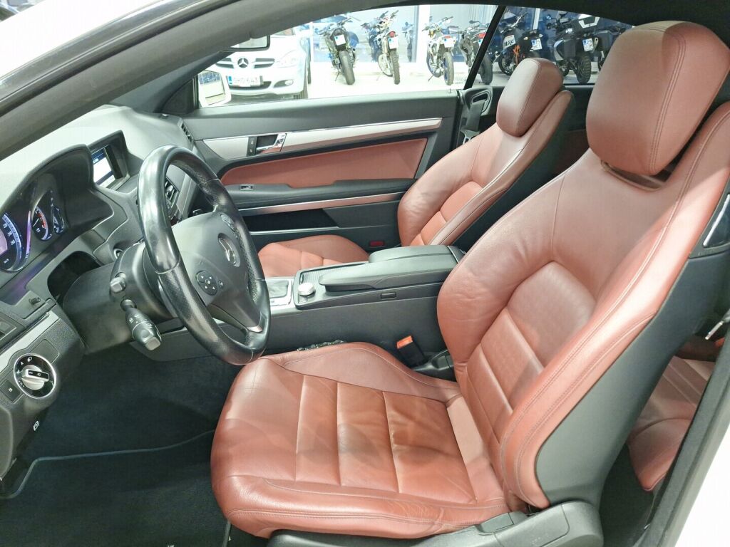 Mercedes-Benz E 2010 Valkoinen