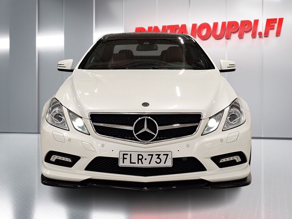 Mercedes-Benz E 2010 Valkoinen