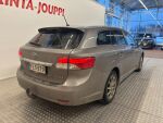 Toyota Avensis 2015 Ruskea (beige)