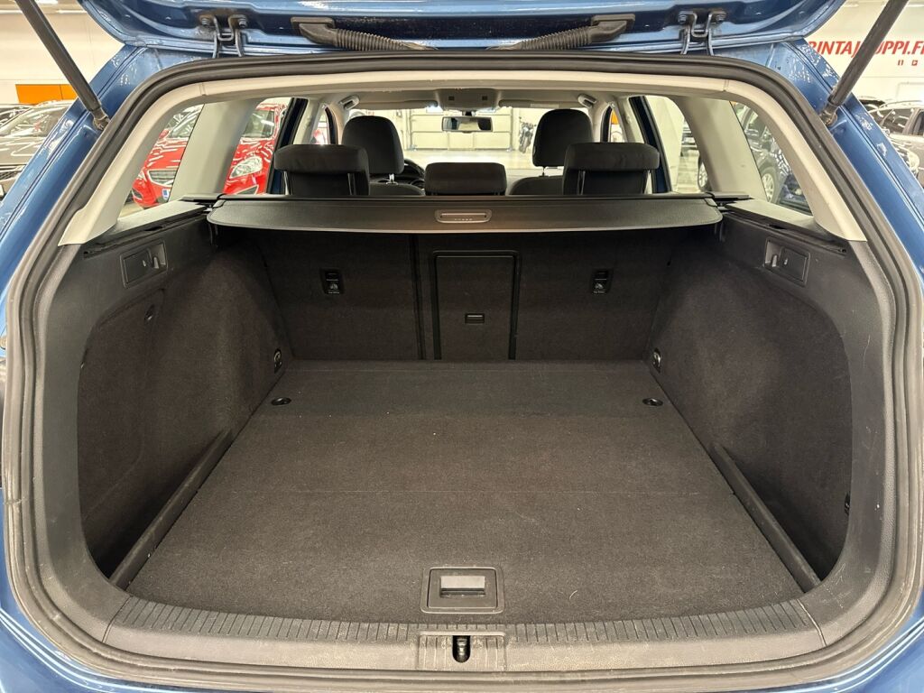 Volkswagen Golf 2015 Sininen