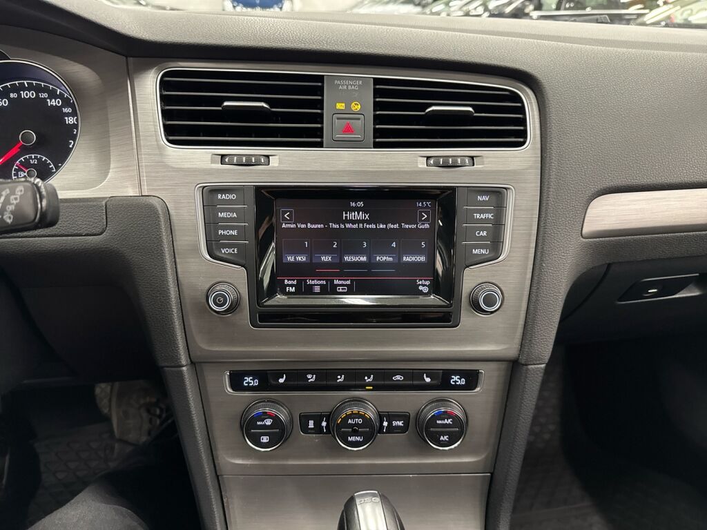 Volkswagen Golf 2015 Sininen