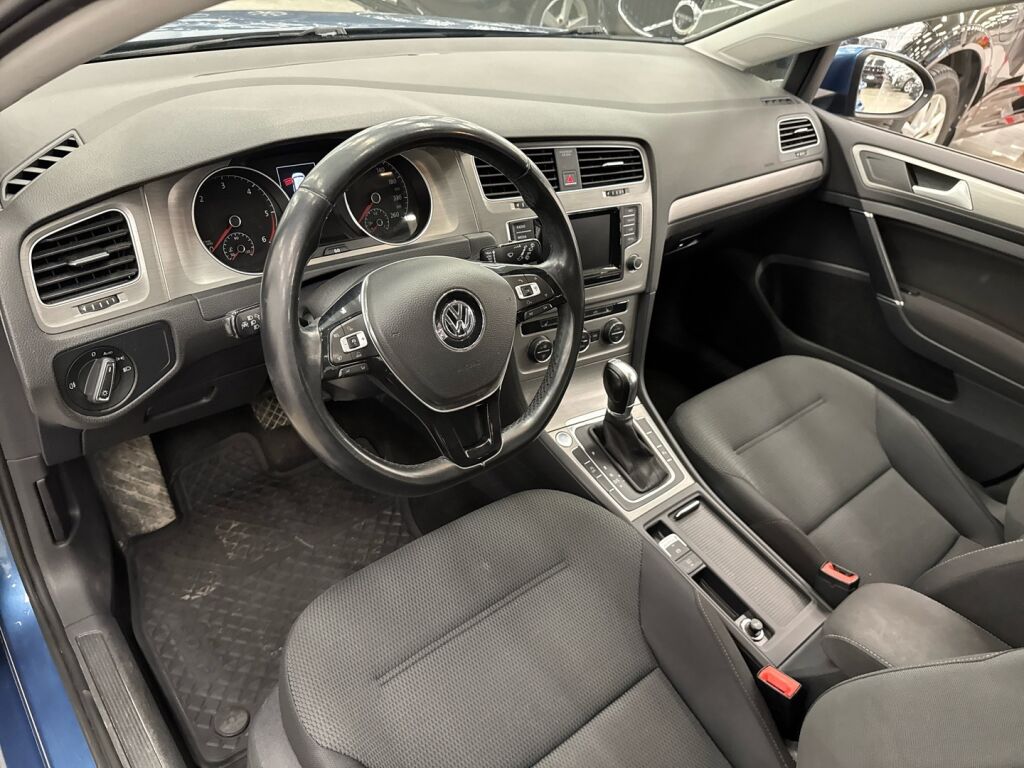 Volkswagen Golf 2015 Sininen