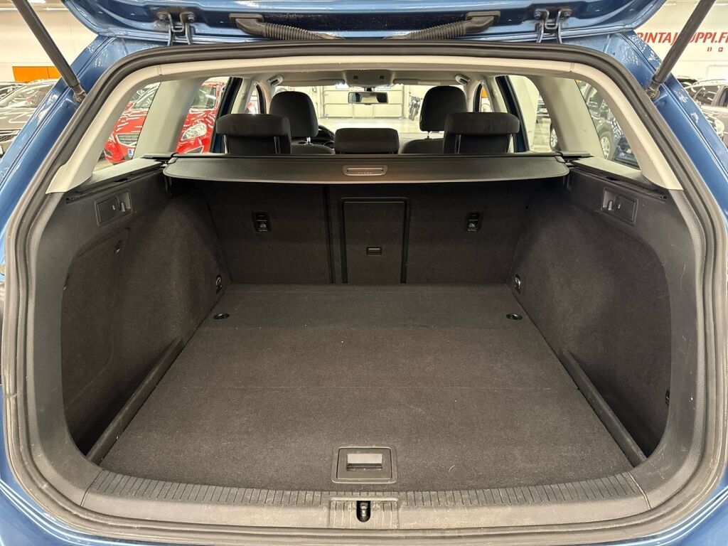 Volkswagen Golf 2015 Sininen