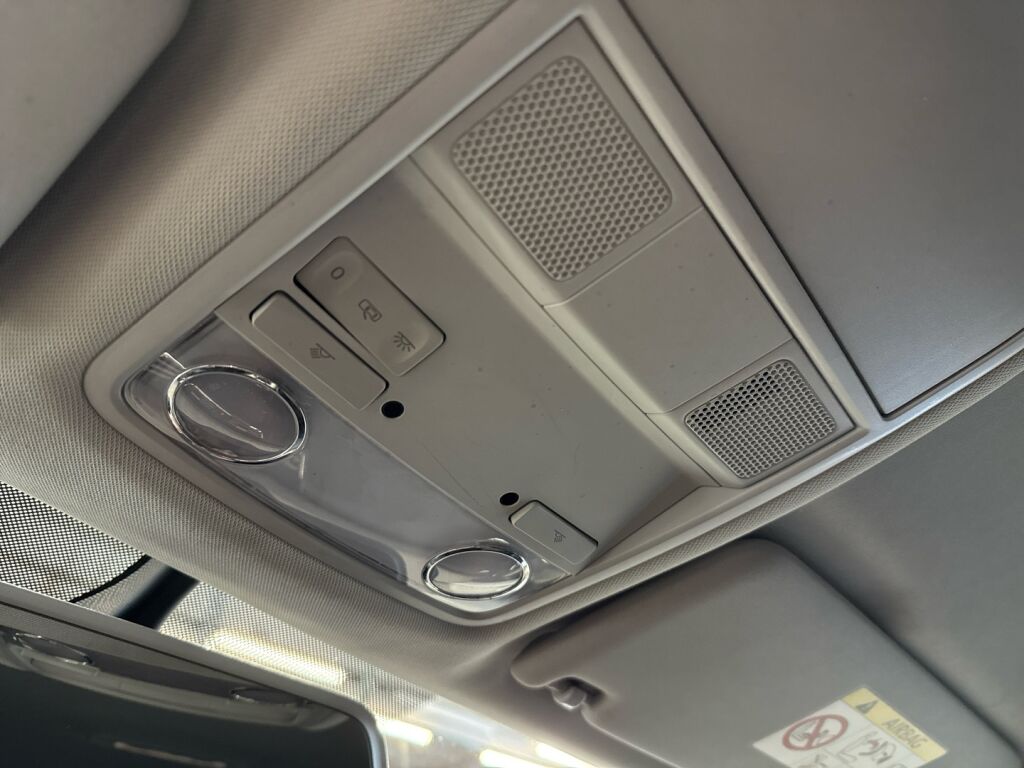 Skoda Octavia 2015 Sininen