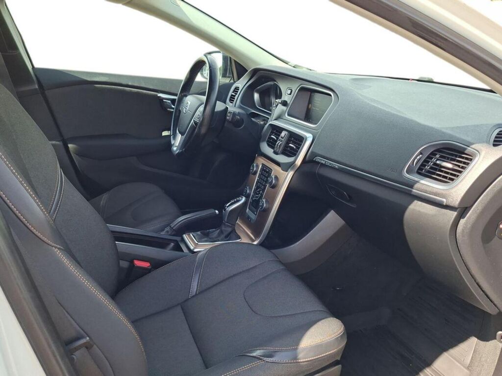 Volvo V40 Cross Country 2015 Valkoinen