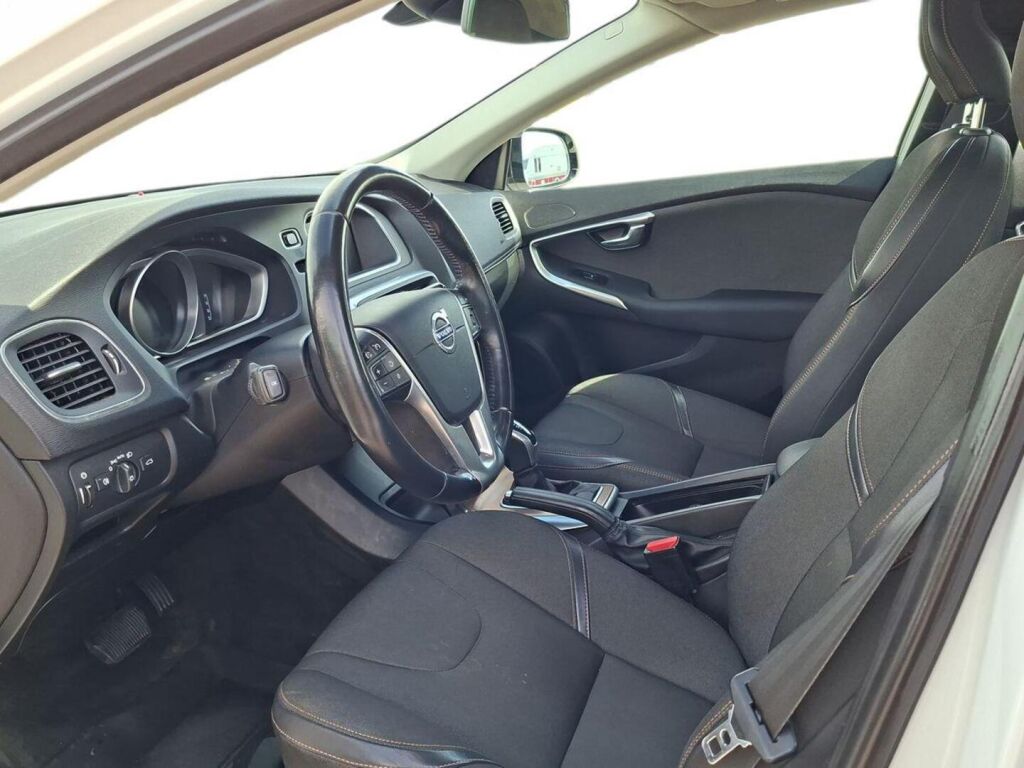 Volvo V40 Cross Country 2015 Valkoinen