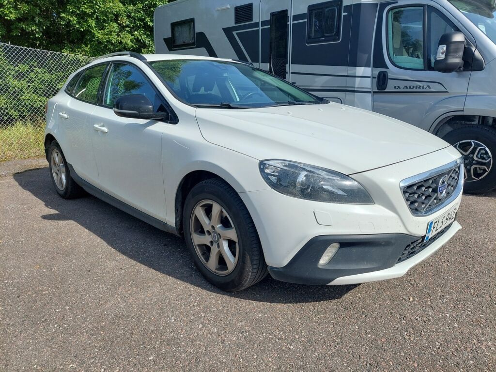 Volvo V40 Cross Country 2015 Valkoinen