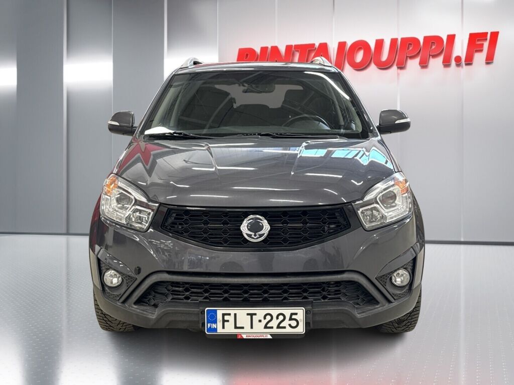 Ssangyong Korando 2015 Harmaa