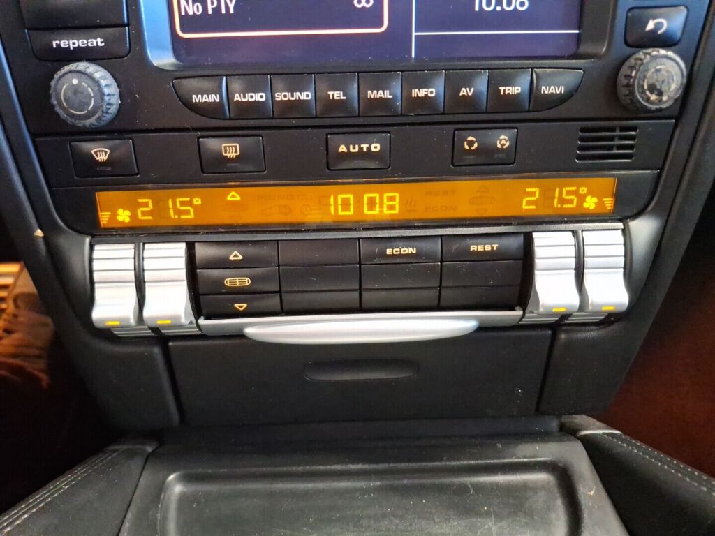 Porsche Cayenne 2007 Musta