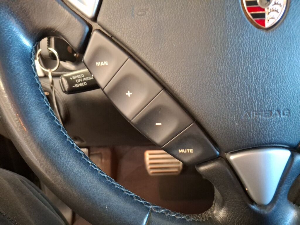 Porsche Cayenne 2007 Musta