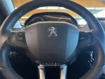 Peugeot 2008 2015 Musta