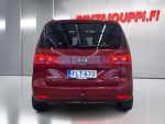 Volkswagen Touran 2015 Punainen