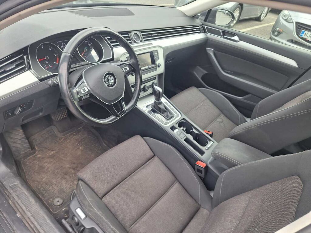 Volkswagen Passat 2015 Harmaa