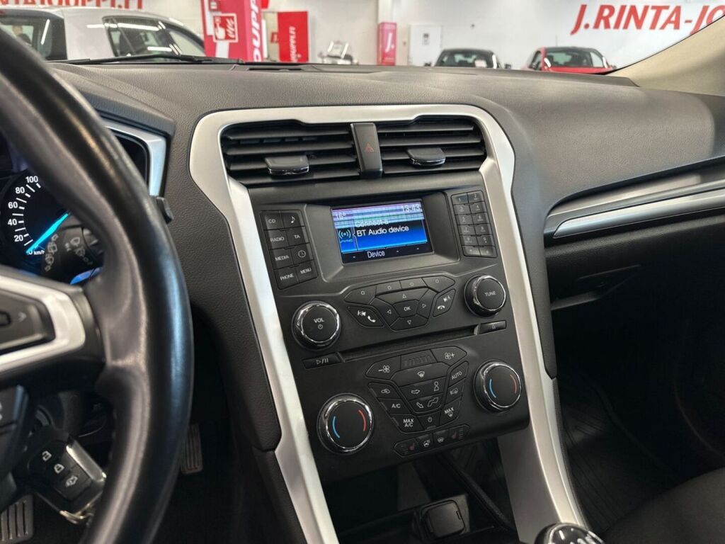 Ford Mondeo 2015 Ruskea (beige)