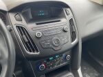 Ford Focus 2015 Valkoinen