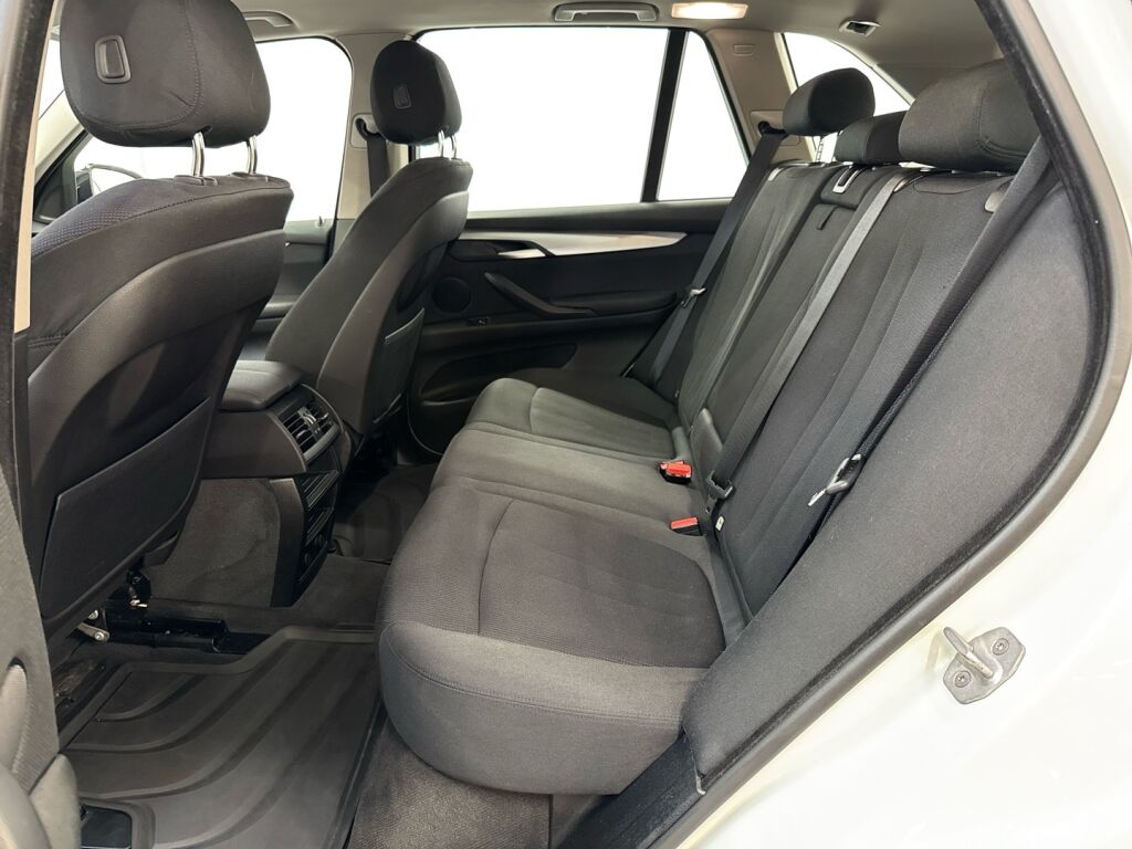 BMW X5 2015 Valkoinen