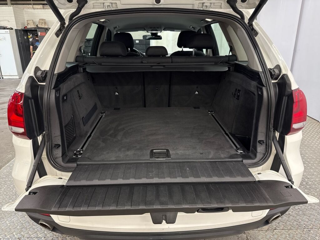 BMW X5 2015 Valkoinen