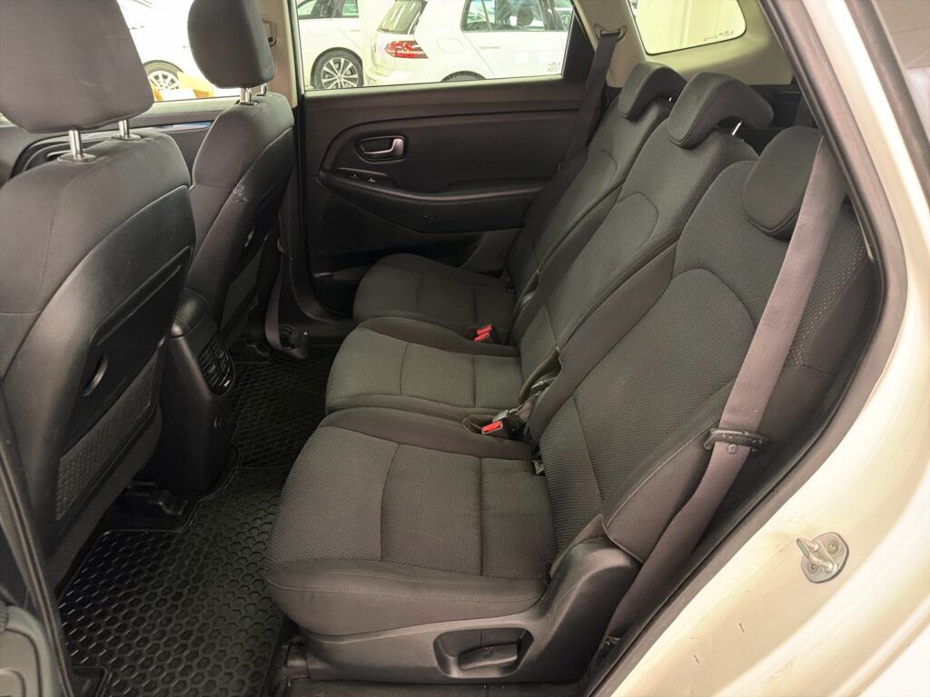 Kia Carens 2016 Valkoinen