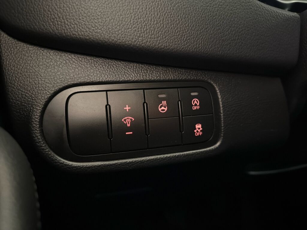 Kia Carens 2016 Valkoinen