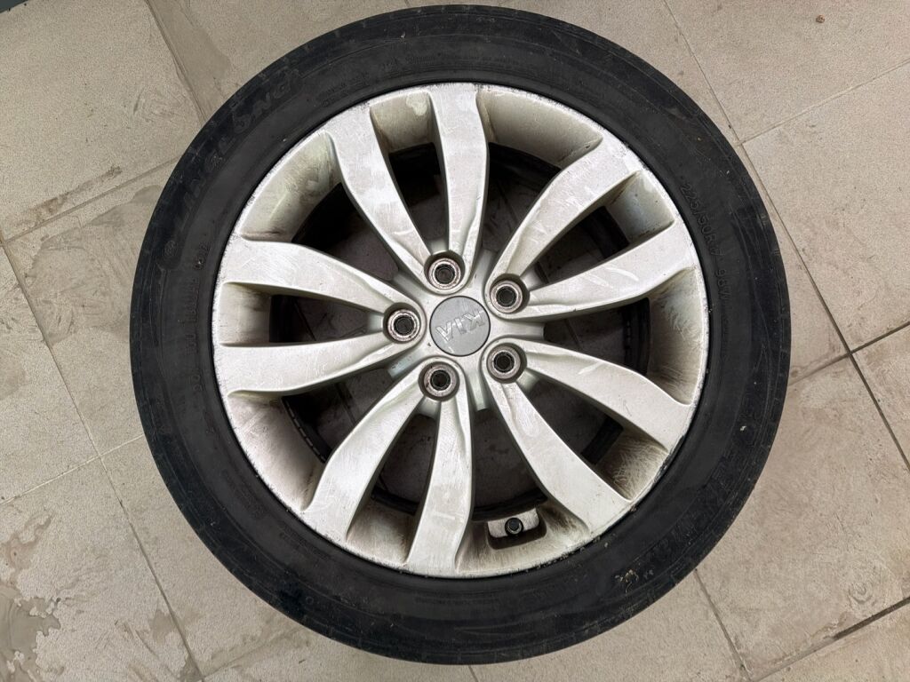 Kia Carens 2016 Valkoinen