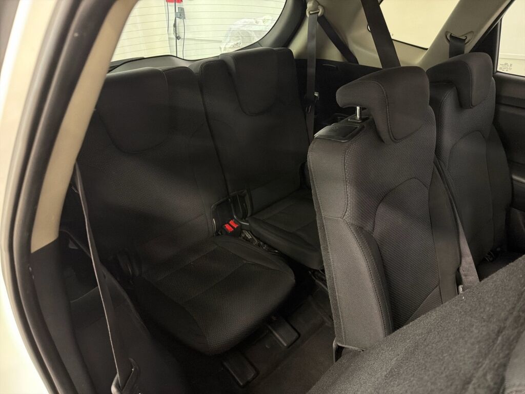 Kia Carens 2016 Valkoinen