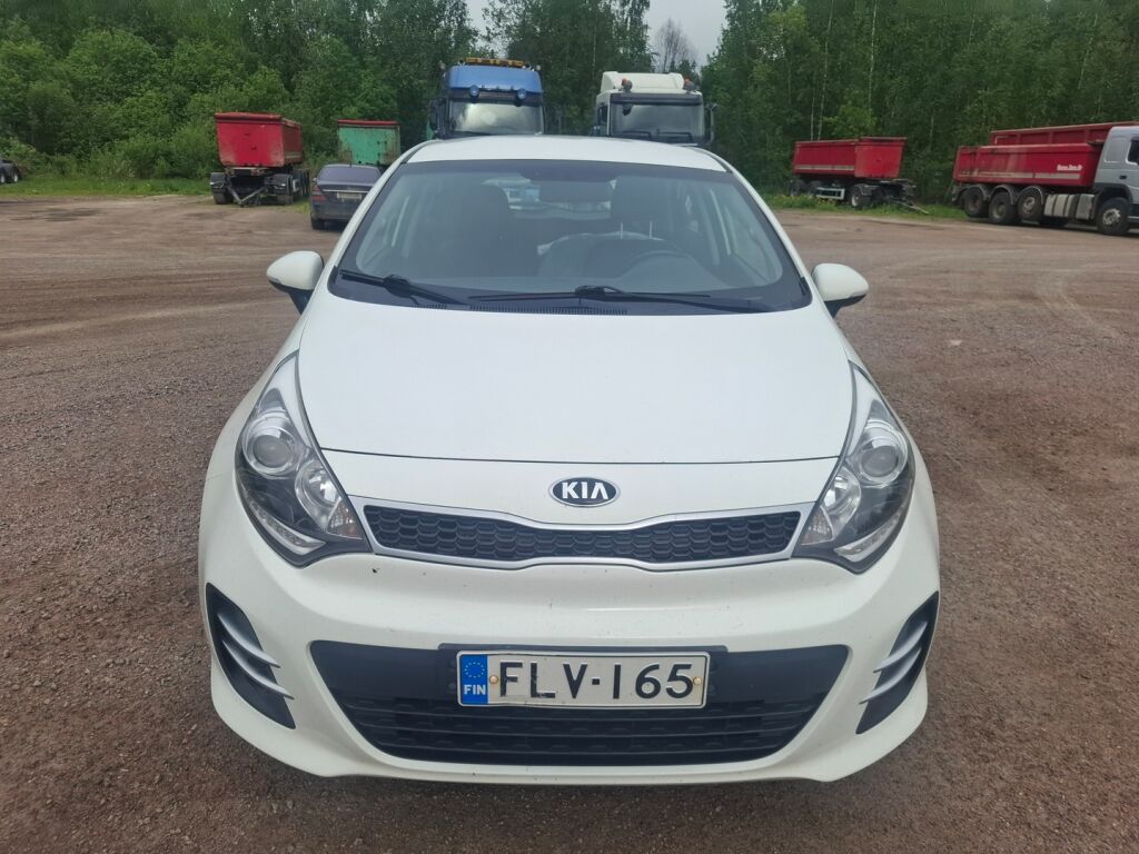 Kia Rio 2016 Valkoinen