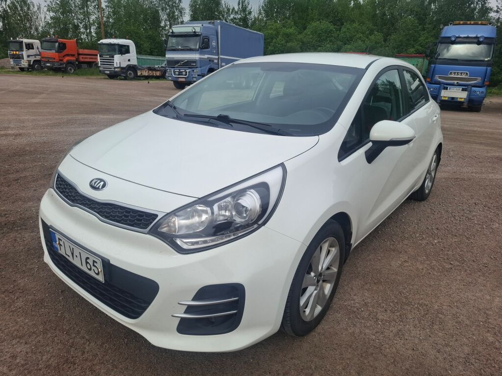 Kia Rio 2016 Valkoinen