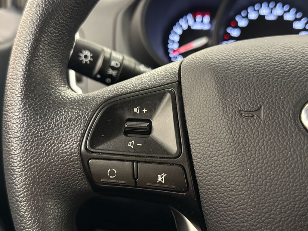 Kia Rio 2016 Sininen