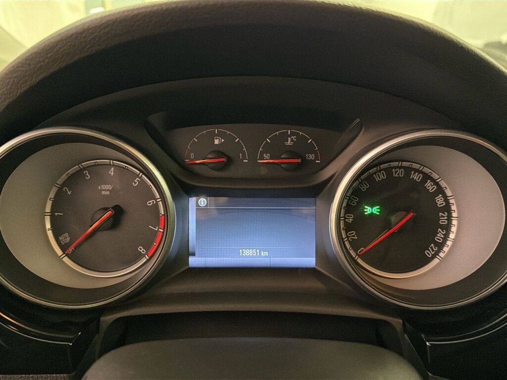 Opel Astra 2016 Hopea