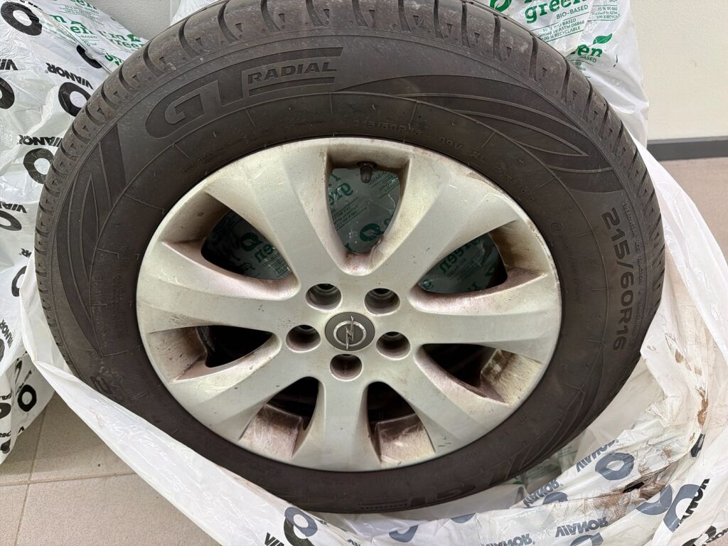 Opel Astra 2016 Hopea