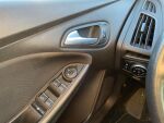 Ford Focus 2016 Punainen