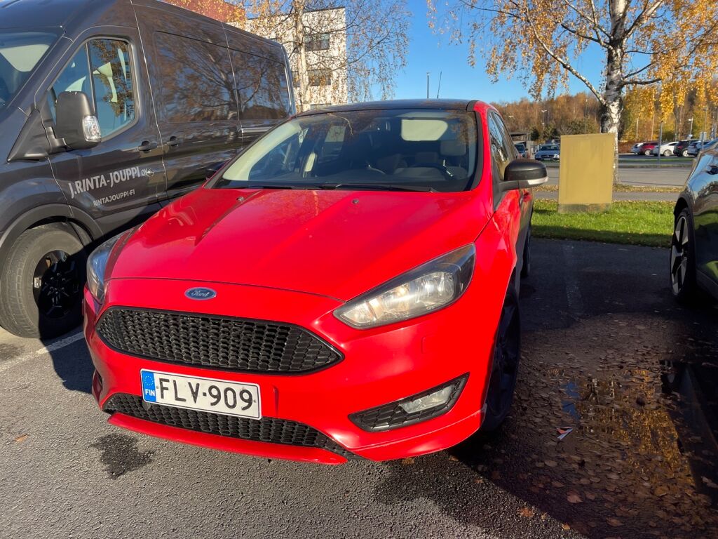 Ford Focus 2016 Punainen