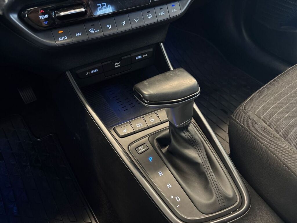 Hyundai i20 Hatchback 2021 Valkoinen