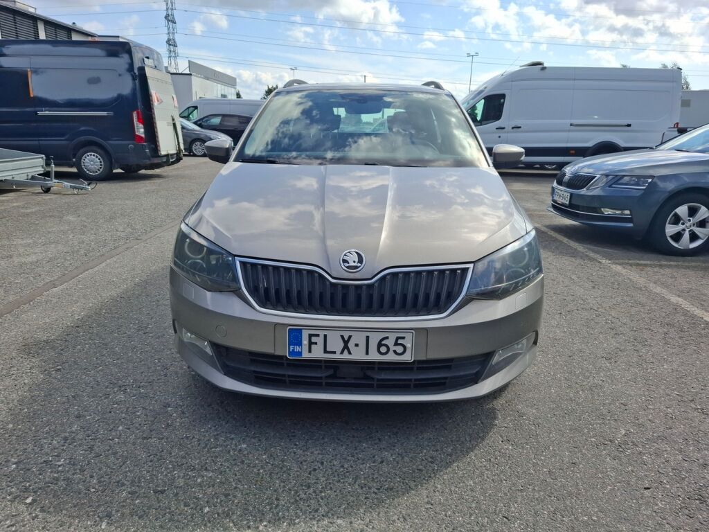 Skoda Fabia 2015 Ruskea (beige)