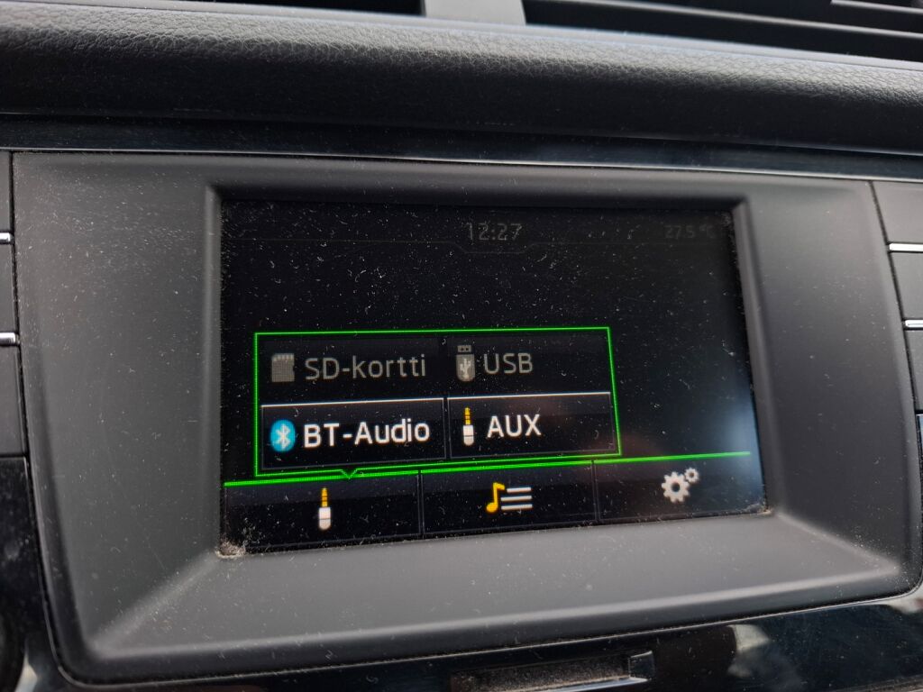 Skoda Fabia 2015 Ruskea (beige)
