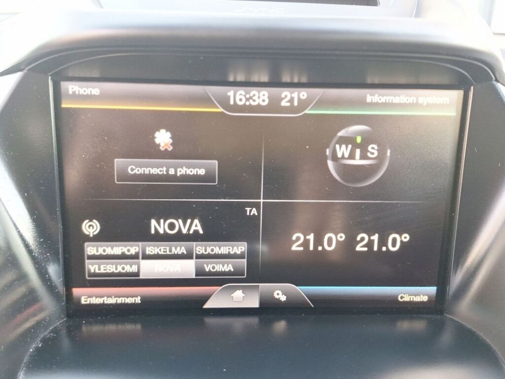 Ford C-Max 2016 Punainen