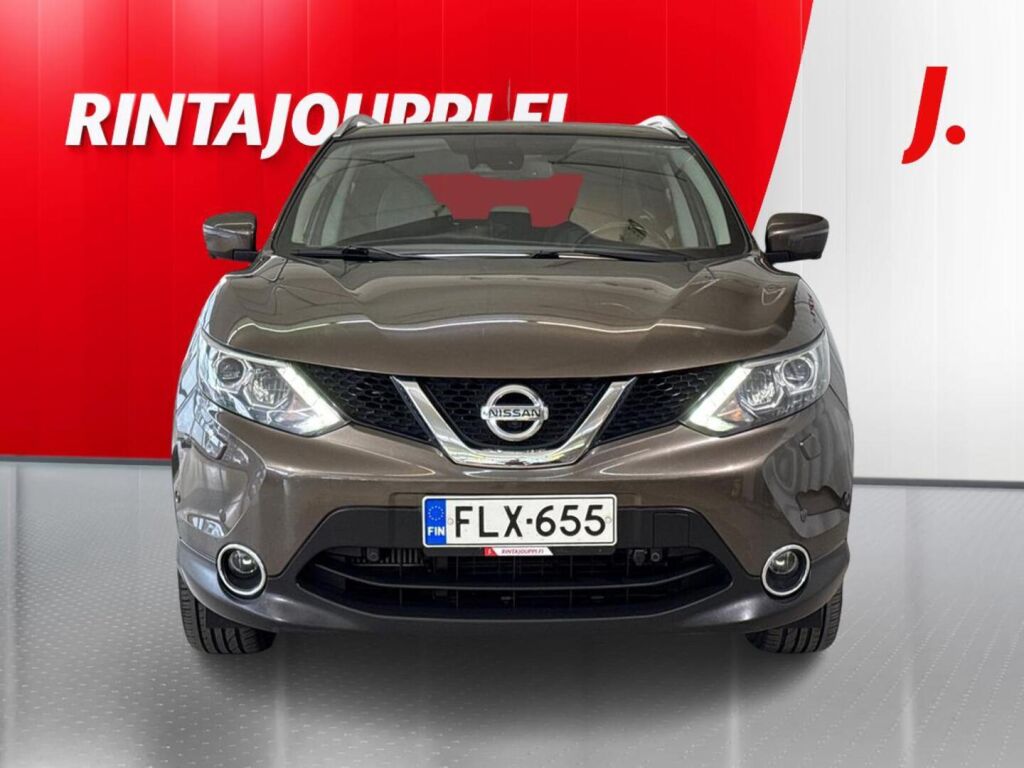 Nissan Qashqai 2015 Ruskea (beige)