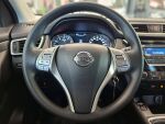 Nissan Qashqai 2016 Punainen
